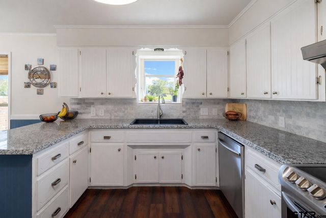 9823 County Road 2228, Whitehouse, TX 75791