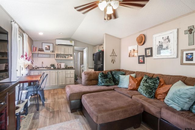 9823 County Road 2228, Whitehouse, TX 75791