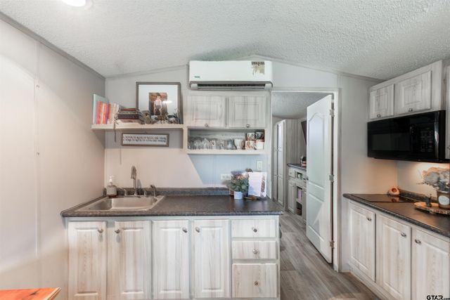 9823 County Road 2228, Whitehouse, TX 75791