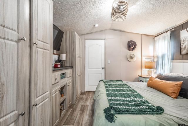 9823 County Road 2228, Whitehouse, TX 75791