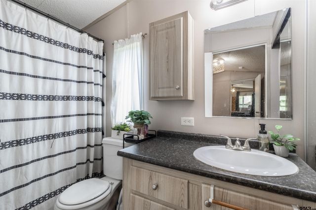 9823 County Road 2228, Whitehouse, TX 75791