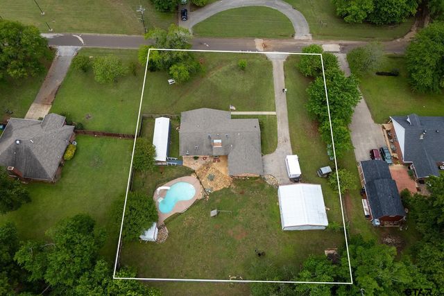 9823 County Road 2228, Whitehouse, TX 75791