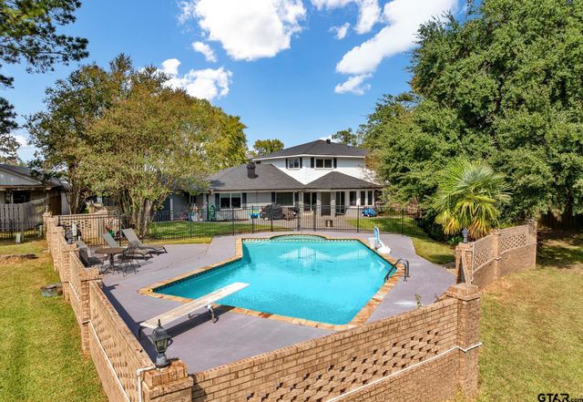 287 North Bay Drive, Bullard, TX 75757