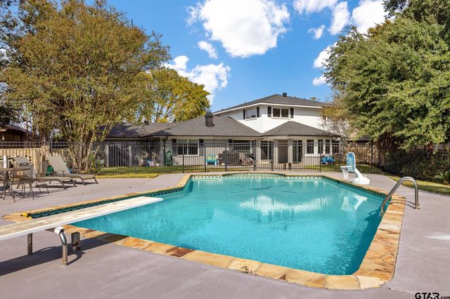 287 North Bay Drive, Bullard, TX 75757