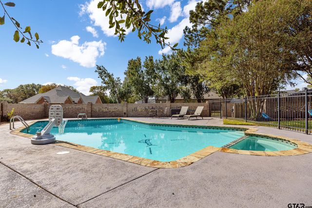 287 North Bay Drive, Bullard, TX 75757