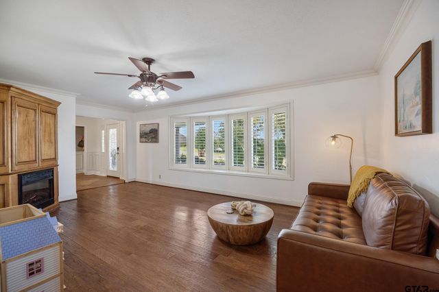 287 North Bay Drive, Bullard, TX 75757