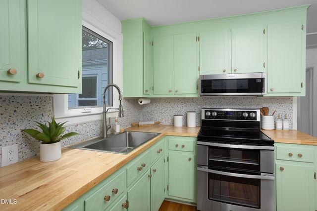 110 E Maynard Avenue, Durham, NC 27704