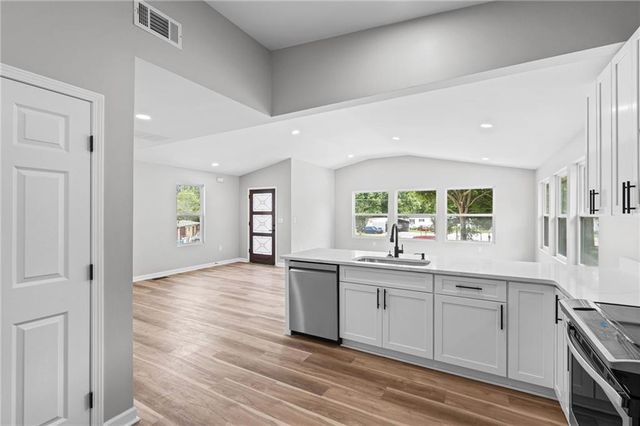 203 Hill Street, Auburn, GA 30011