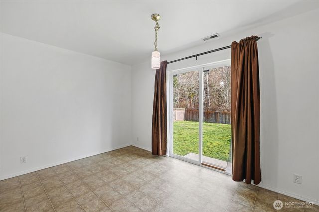 1116 Daffodil Avenue NE, Orting, WA 98360