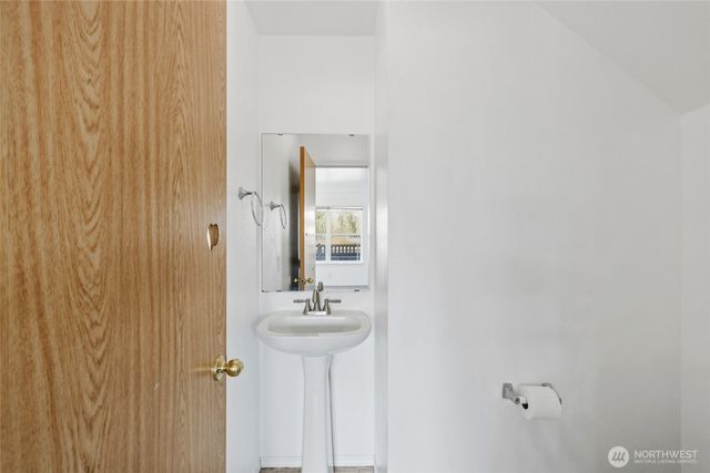 1116 Daffodil Avenue NE, Orting, WA 98360