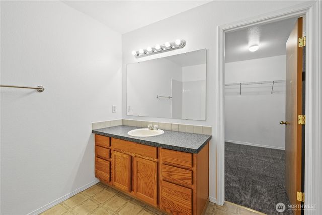 1116 Daffodil Avenue NE, Orting, WA 98360