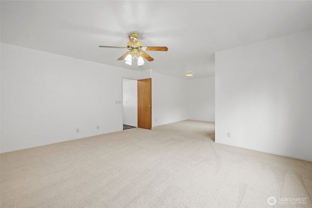 1116 Daffodil Avenue NE, Orting, WA 98360