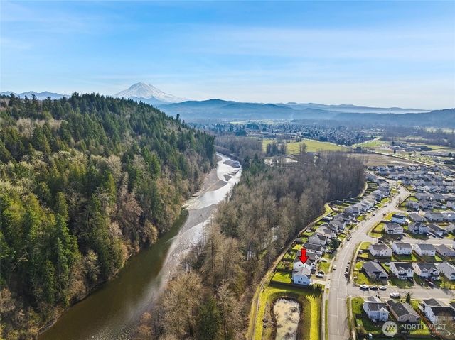 1116 Daffodil Avenue NE, Orting, WA 98360