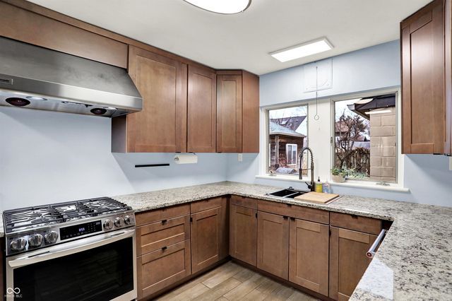 3715 Governors Road, Indianapolis, IN 46208