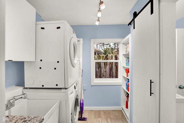 3715 Governors Road, Indianapolis, IN 46208