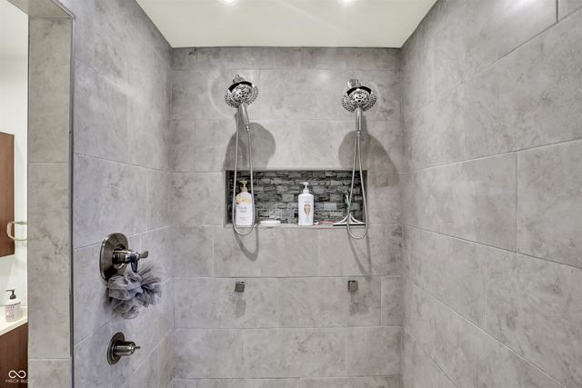 3715 Governors Road, Indianapolis, IN 46208