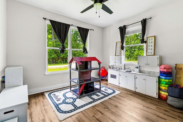 141 Summer Place, Livingston, TX 77351