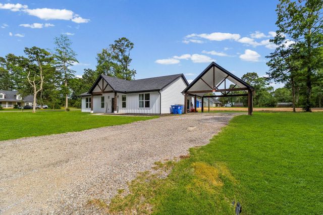 141 Summer Place, Livingston, TX 77351