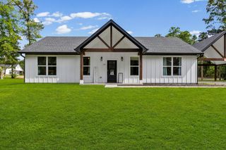 141 Summer Place, Livingston, TX 77351