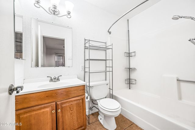 93 N cooper Road 6, Chandler, AZ 85225