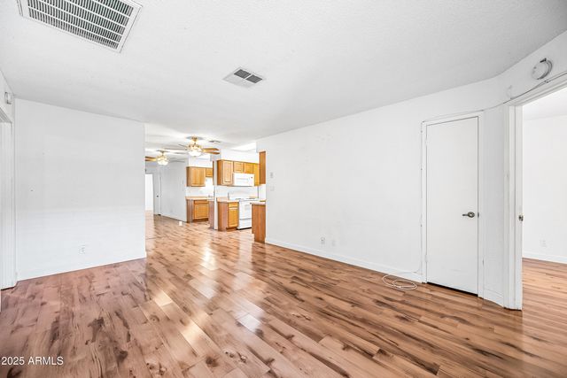 93 N cooper Road 6, Chandler, AZ 85225