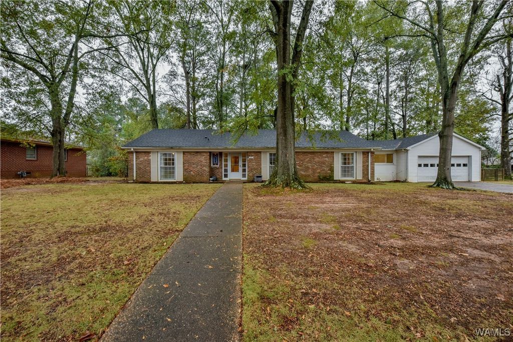 3801 12th E, Tuscaloosa, AL 35404