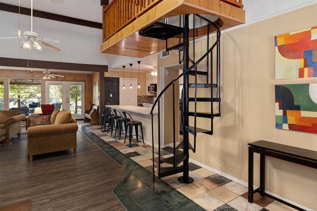 104 Oakcrest Court, Trinidad, TX 75163