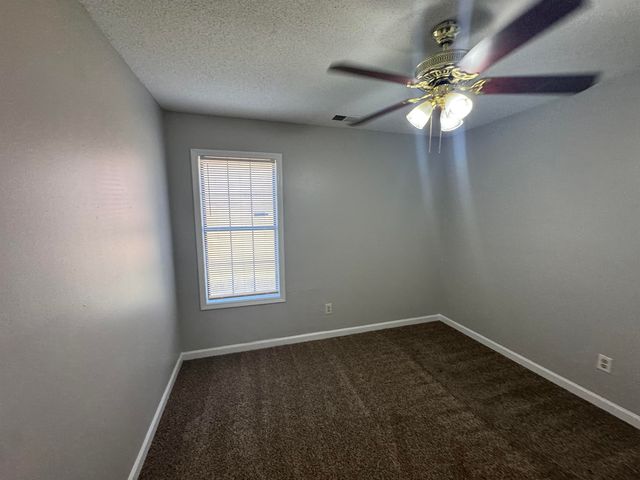 7266 WOODSHIRE RD, Memphis, TN 38125