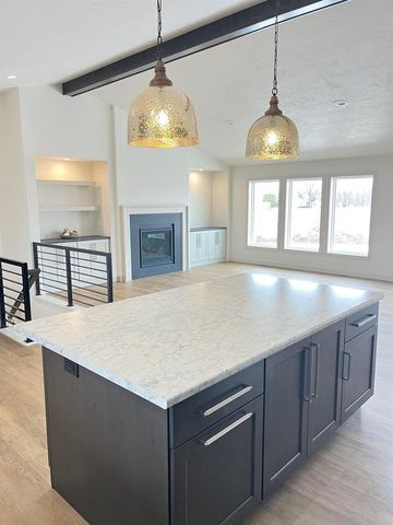 W5747 ROUNDSTONE PLACE, Menasha, WI 54952