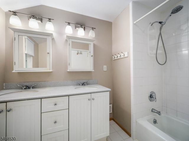 667 Brentwood Dr, South Orange Village Twp., NJ 07079