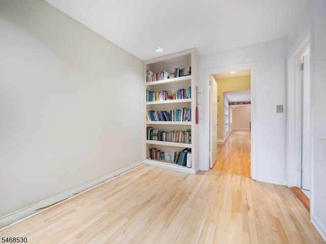 667 Brentwood Dr, South Orange Village Twp., NJ 07079