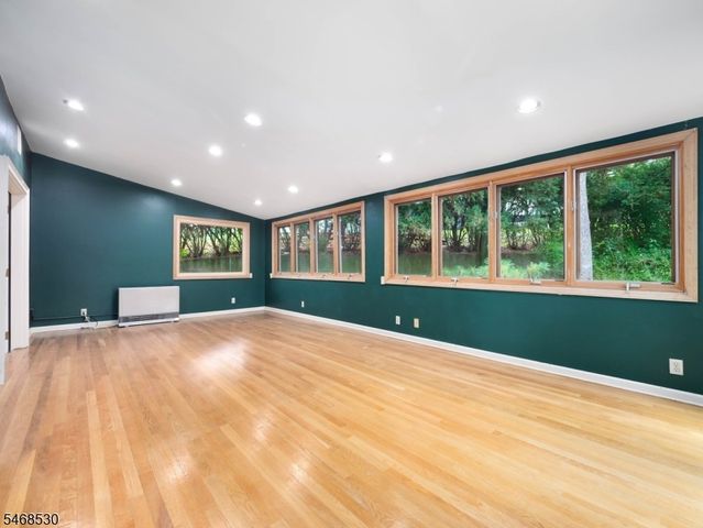 667 Brentwood Dr, South Orange Village Twp., NJ 07079