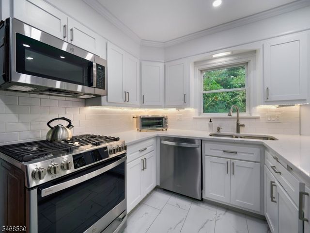 667 Brentwood Dr, South Orange Village Twp., NJ 07079