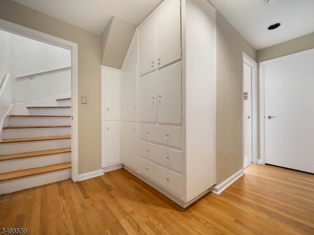 667 Brentwood Dr, South Orange Village Twp., NJ 07079