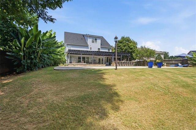 211 Highlands Drive, Woodstock, GA 30188