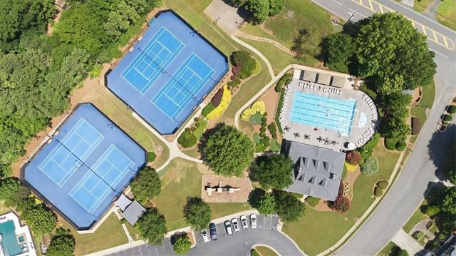 211 Highlands Drive, Woodstock, GA 30188