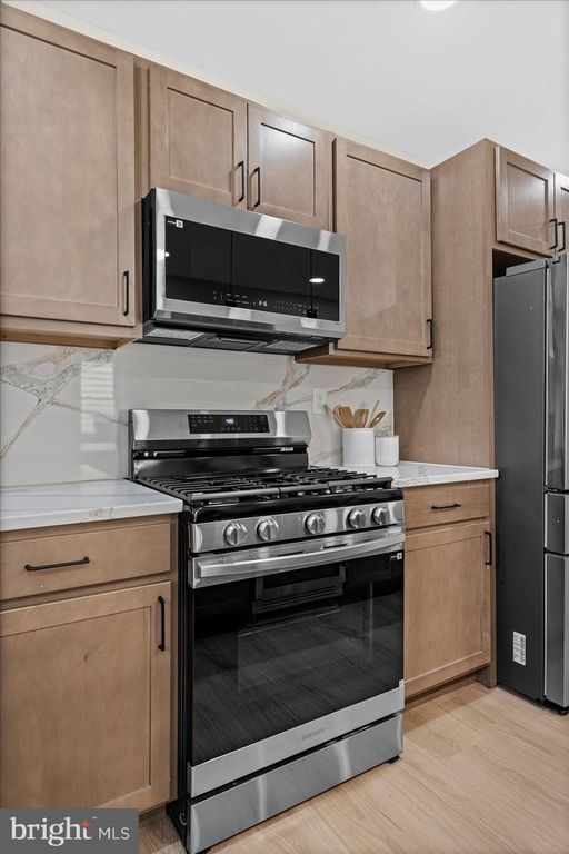 Image 14 of property listing at 4203 OAKFORD AVE, Baltimore, MD 21215