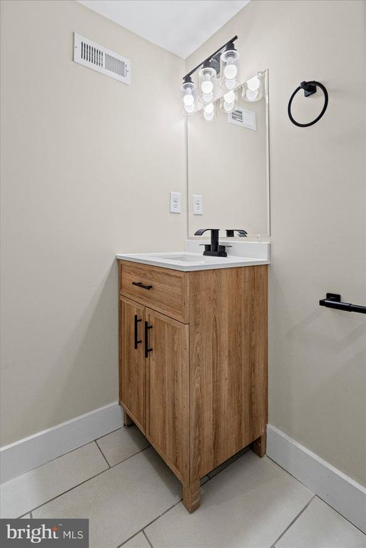 Image 23 of property listing at 4203 OAKFORD AVE, Baltimore, MD 21215
