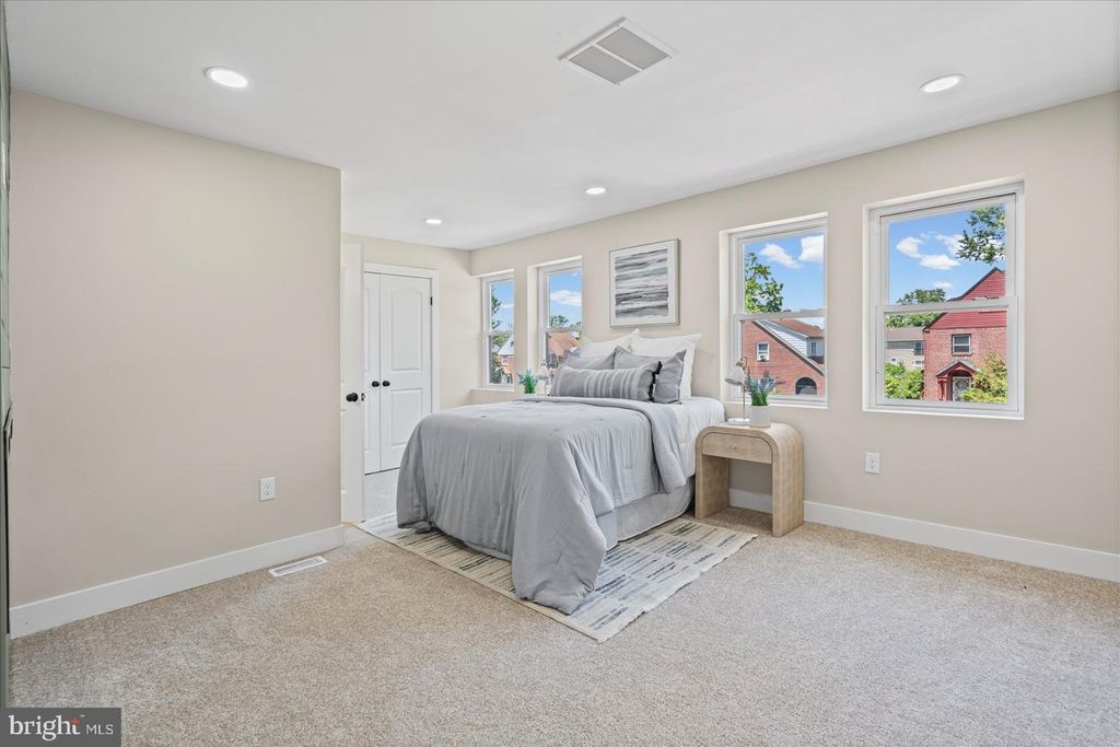 Image 28 of property listing at 4203 OAKFORD AVE, Baltimore, MD 21215