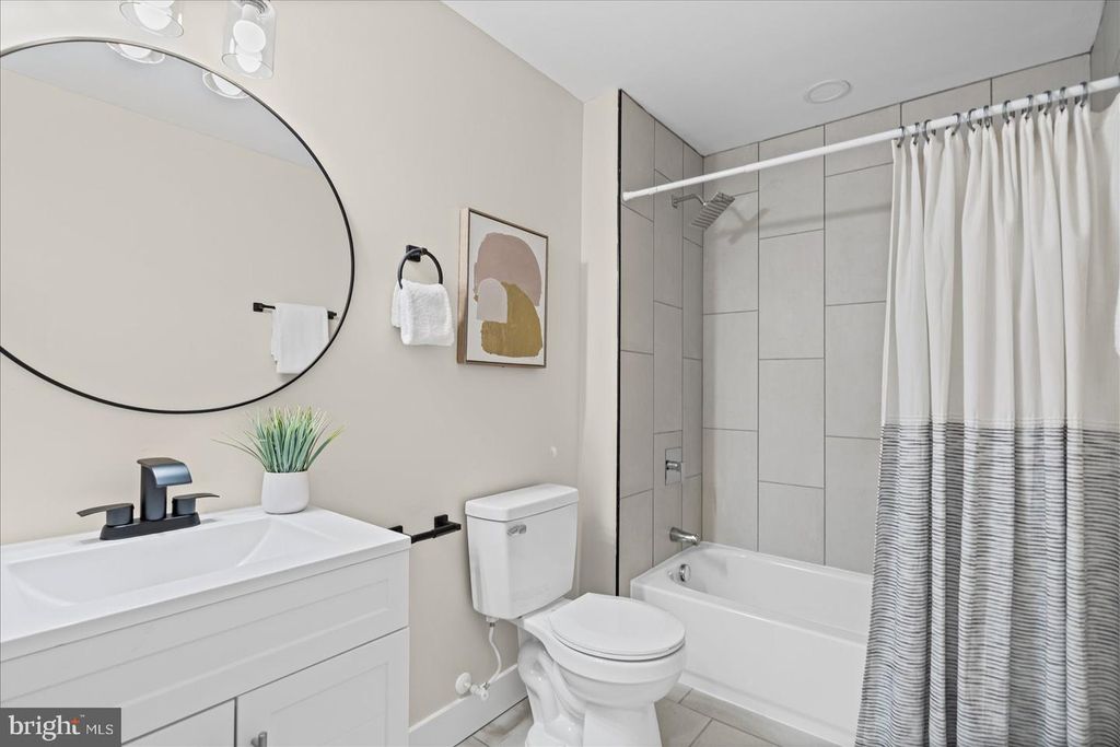 Image 35 of property listing at 4203 OAKFORD AVE, Baltimore, MD 21215