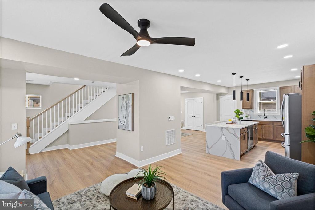 Image 8 of property listing at 4203 OAKFORD AVE, Baltimore, MD 21215