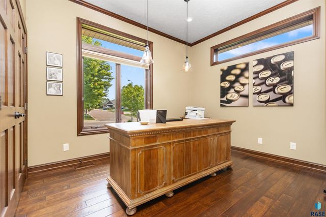 1909 S Copper Crest Trl Trail, Sioux Falls, SD 57110