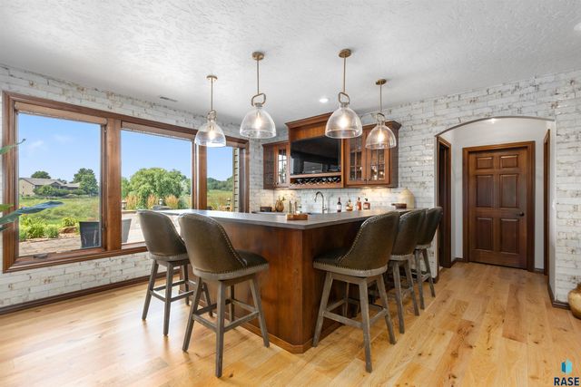 1909 S Copper Crest Trl Trail, Sioux Falls, SD 57110