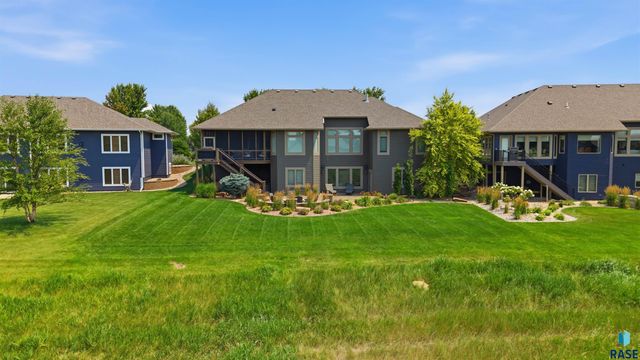 1909 S Copper Crest Trl Trail, Sioux Falls, SD 57110