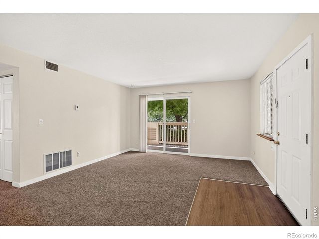 1225 W Prospect Road 40, Fort Collins, CO 80526