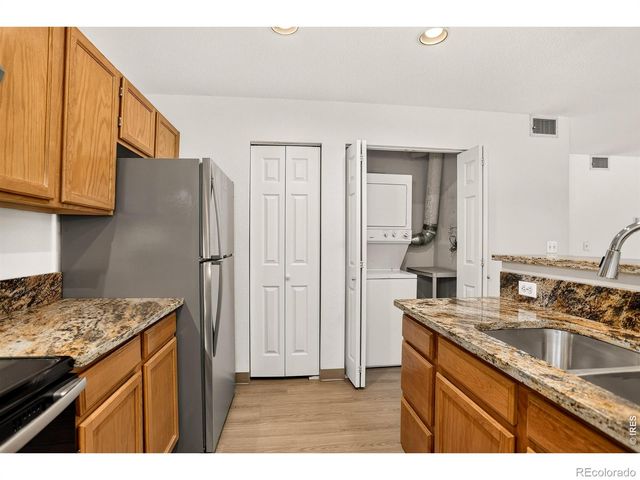 1225 W Prospect Road 40, Fort Collins, CO 80526