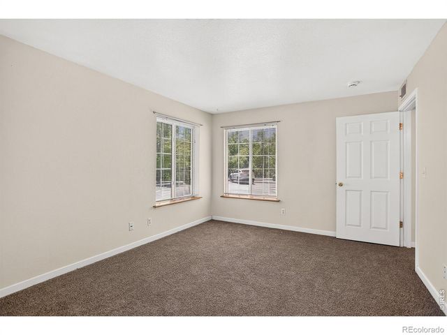 1225 W Prospect Road 40, Fort Collins, CO 80526