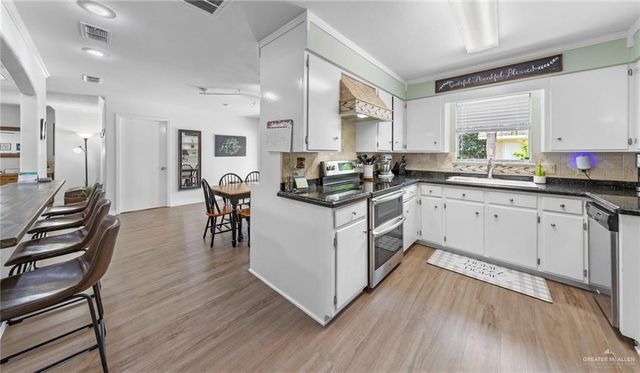 309 Palm Valley Drive W, Harlingen, TX 78552