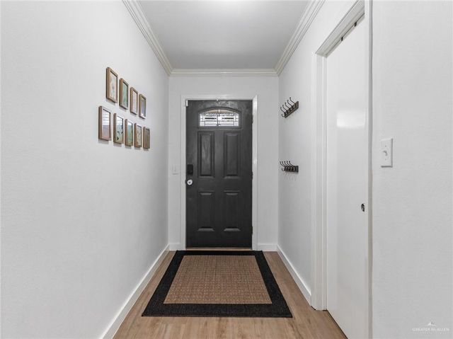 309 Palm Valley Drive W, Harlingen, TX 78552