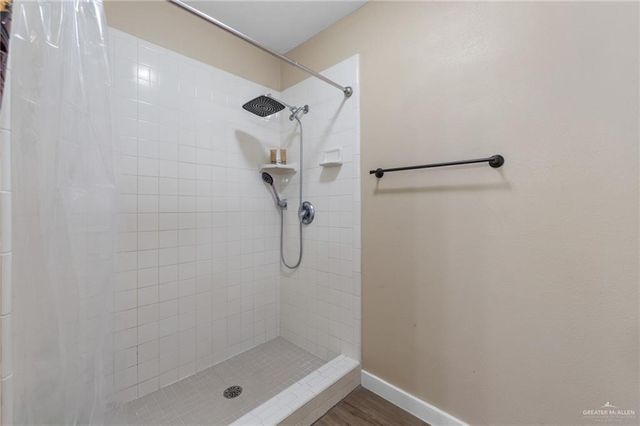 309 Palm Valley Drive W, Harlingen, TX 78552